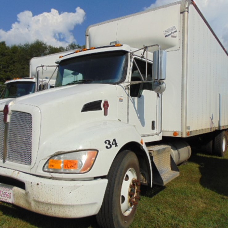 2017 KENWORTH T270