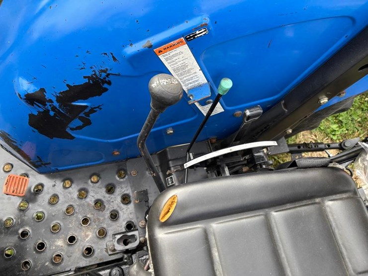 new-holland-workmaster-45-image-23