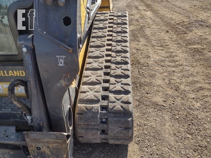 2015-new-holland-c232-image-33
