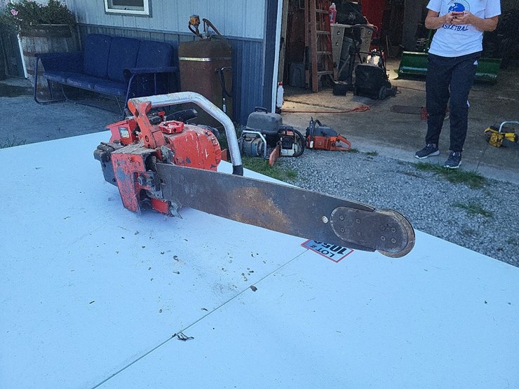 homelite-xl12-gas-chain-saw---not-complete-tag-#1050-image-8
