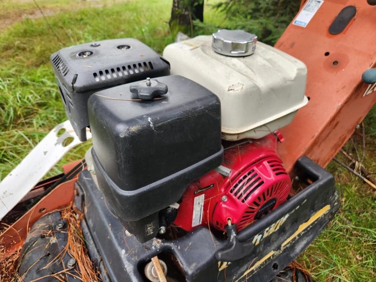 ditch-witch-1230-image-7
