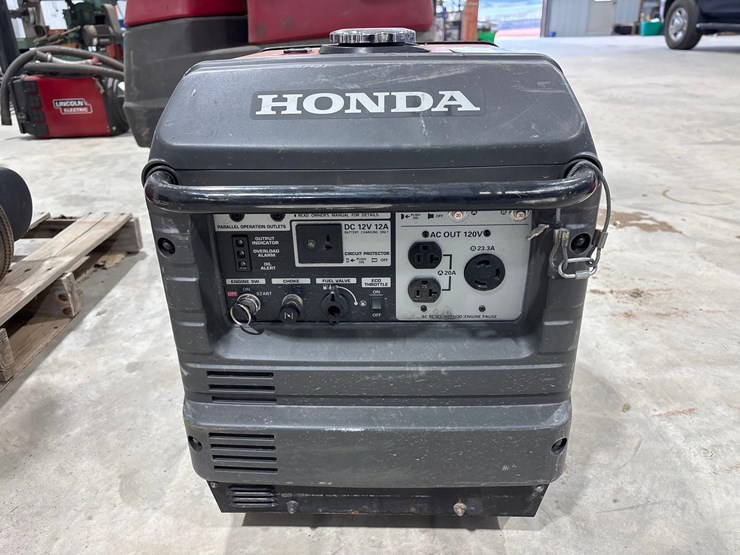 honda-eu3000is-generator-image-4