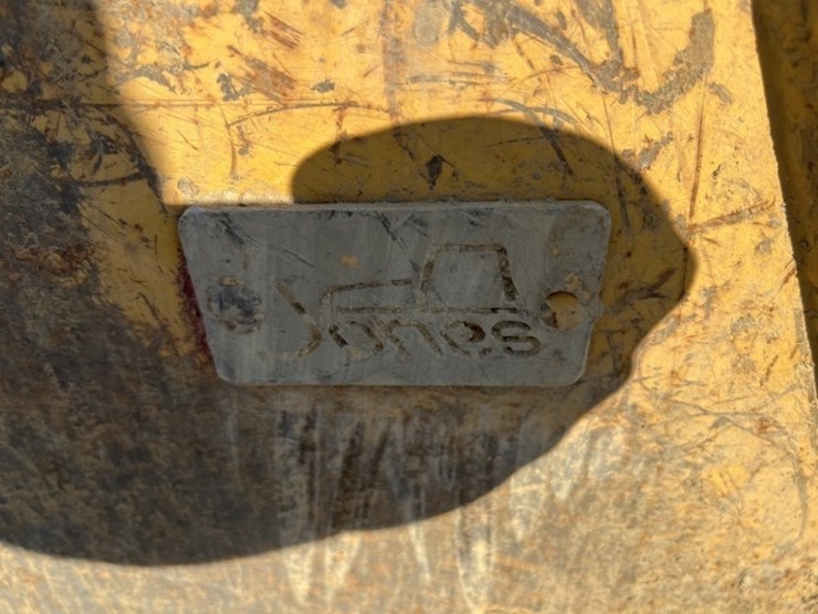 2014-deere-410k-image-24