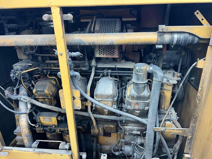 caterpillar-5130-image-24