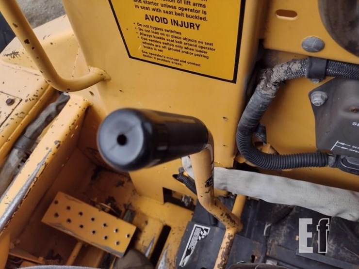 1990-deere-675b-image-8