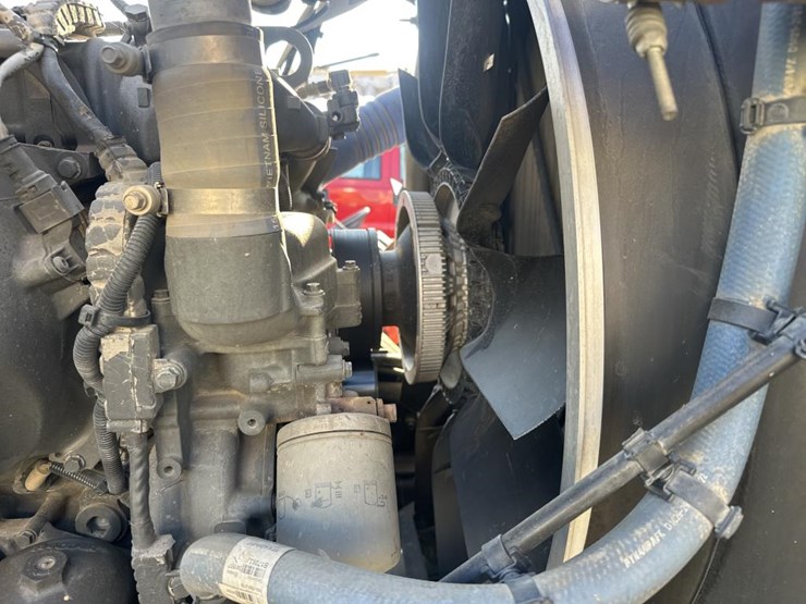 2023-kenworth-w990-image-49