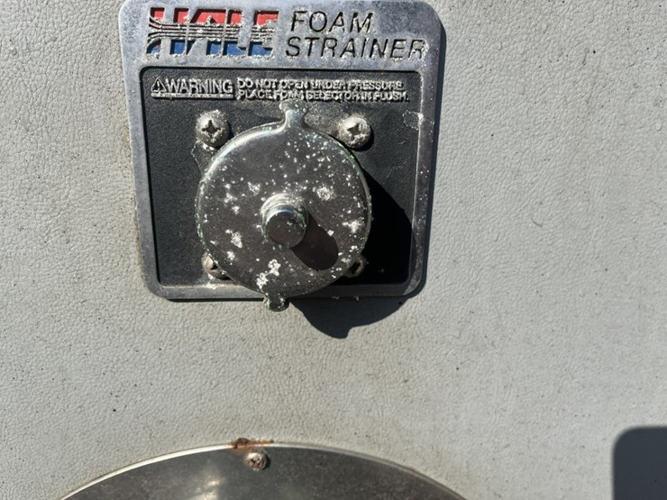 1996-freightliner-fl80-image-45