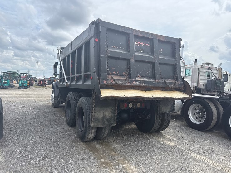 1996-ford-ft900-image-4