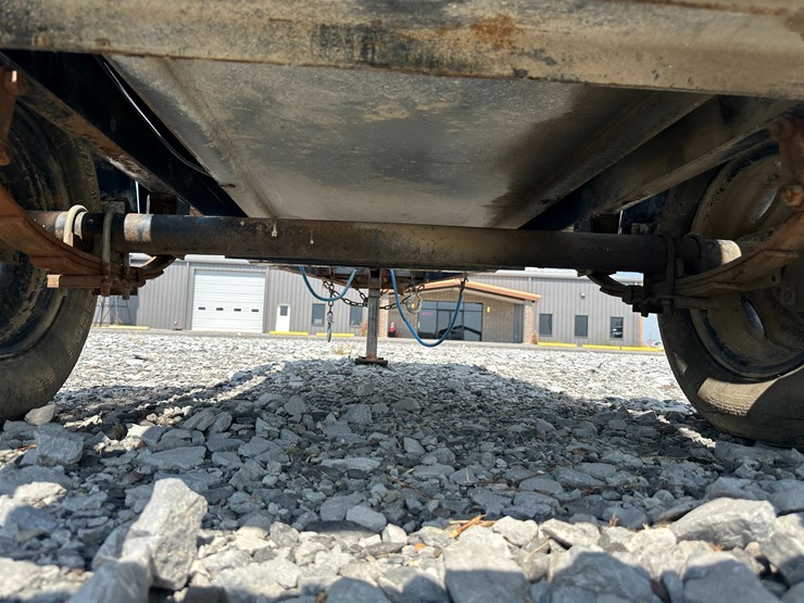 2007-caterpillar-xq20-image-10
