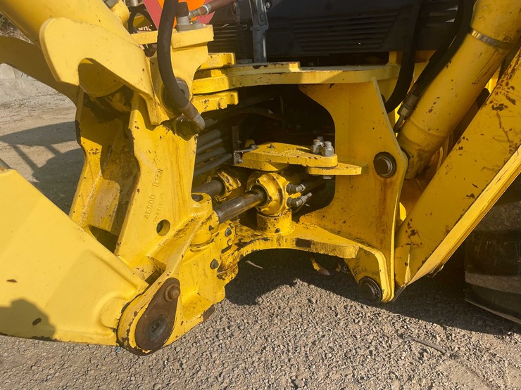 2002-new-holland-lb75b-image-26