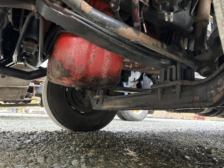 2018-kenworth-t680-image-30