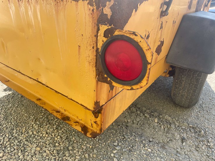 #13348-•-1992-atlas-corporation-tow-behind-compressor-image-32
