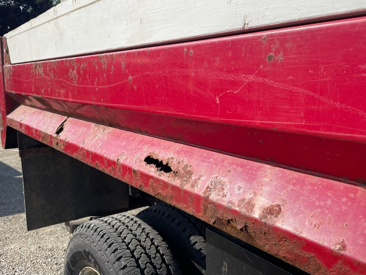 2014-ford-f350-image-32