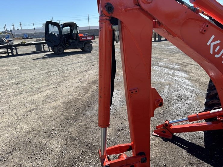2020-kubota-b26-image-16