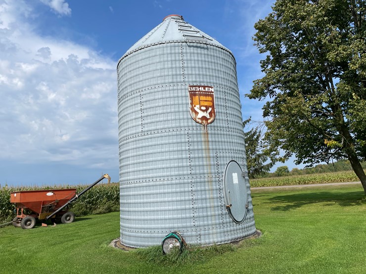 #7111-•-behlen-galvanized-grain-bin-image-1