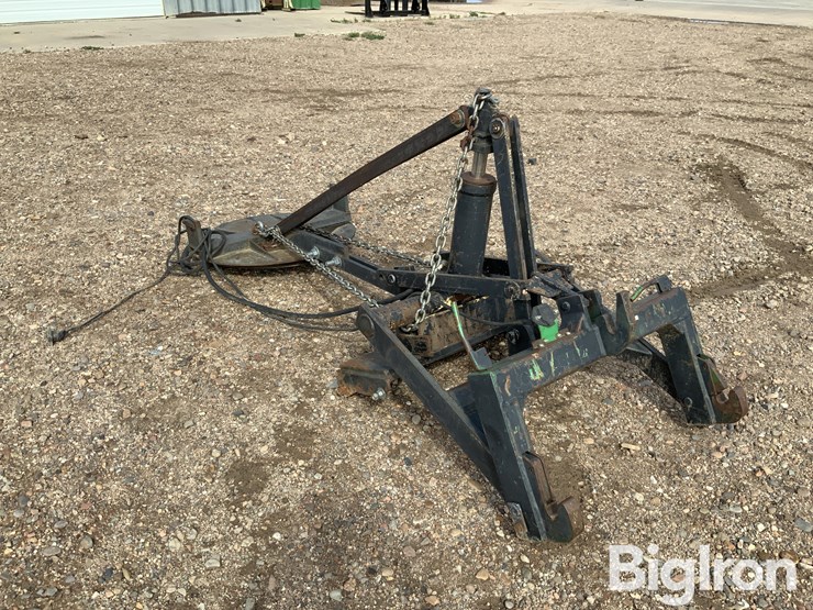 john-deere-3-pt-hydraulic-tow-hitch-image-3