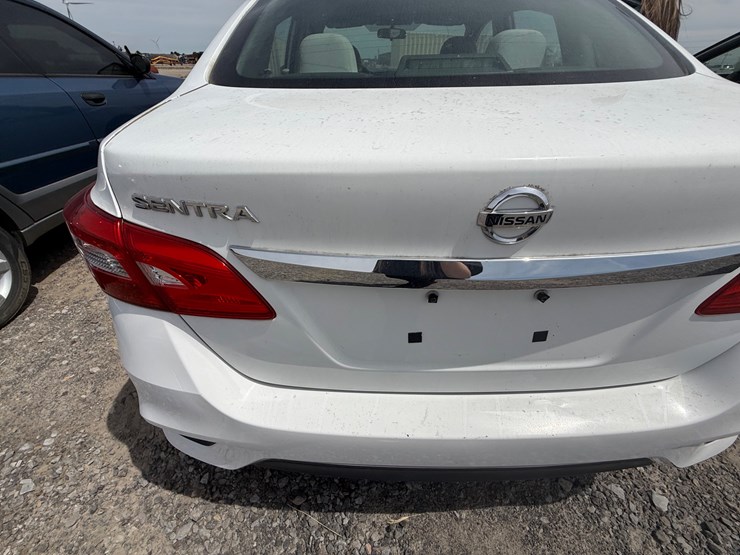 #3760-•-inop-2016-nissan-sentra-sedan-3n1ab7ap6gy243642-inv#:-3760-image-9