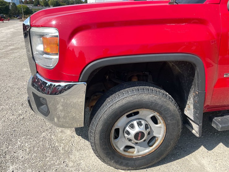 2015-gmc-sierra-2500hd-image-10