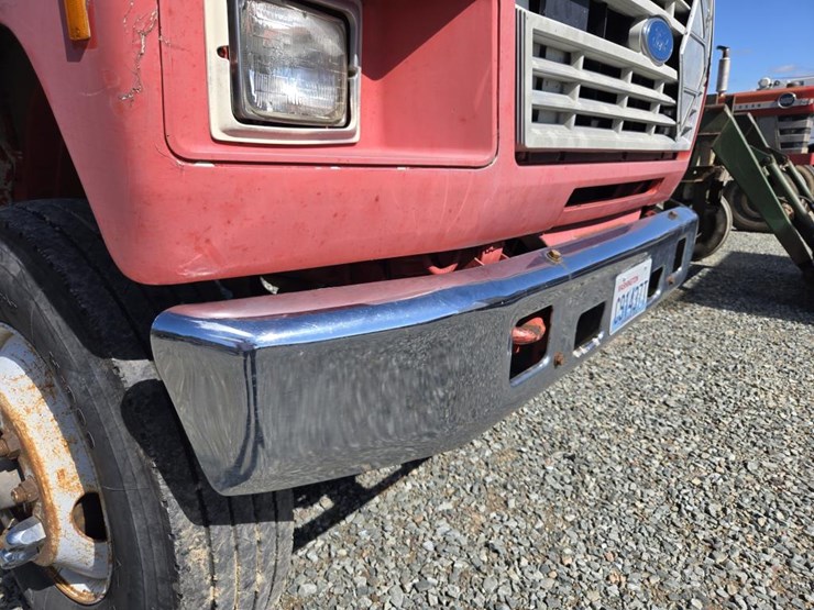 1994-ford-f700-image-9