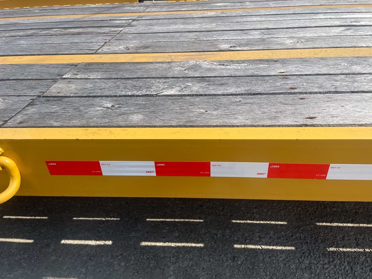 2000-custom-flatbed-image-54