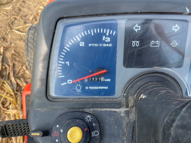 kubota-b7300-image-12