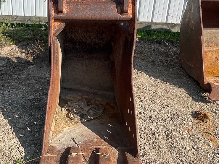 #13385-•-excavator-bucket-image-5