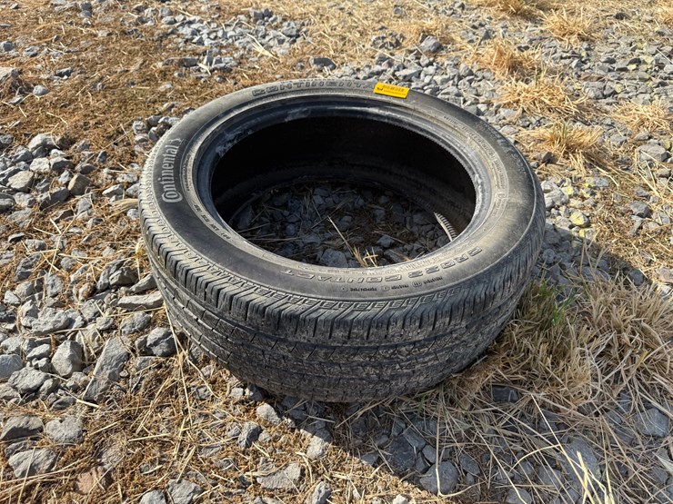 #9732-•-255/50r20-tire-inv#:-9732-image-2
