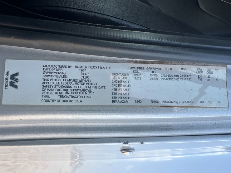 2018-western-star-5700-image-86