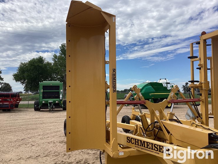 2022-schmeiser-svt24r-24'-varitrak-folding-3-pt-land-leveler-image-13