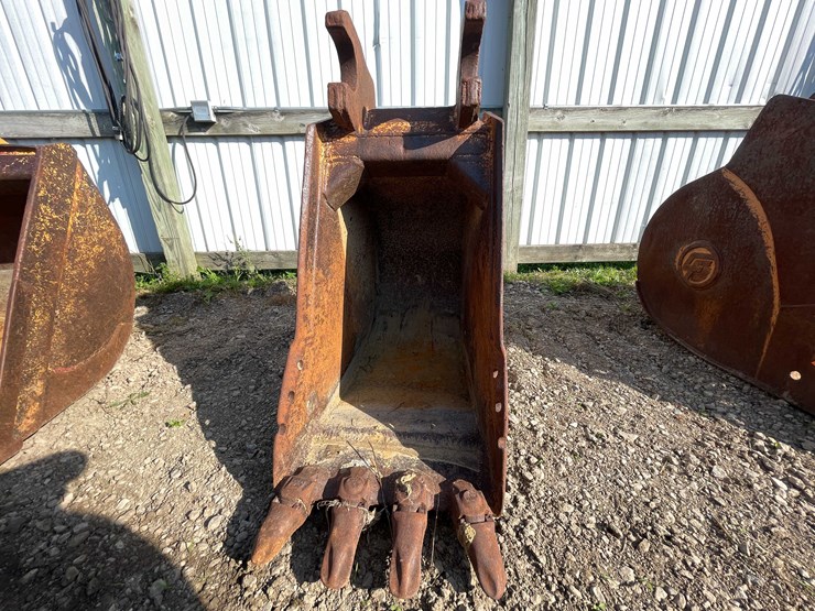 #13389-•-excavator-bucket-image-9
