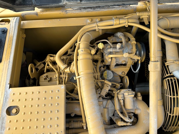 caterpillar-311fl-image-51