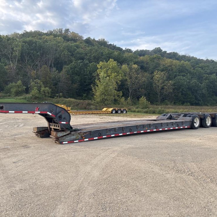 #1306 • 2002 American Trailer Inc. Tri Axle Lowboy