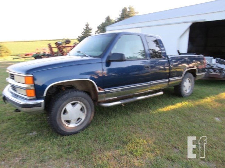 1998-chevrolet-1/2-ton-4x4-ext-cab-image-1
