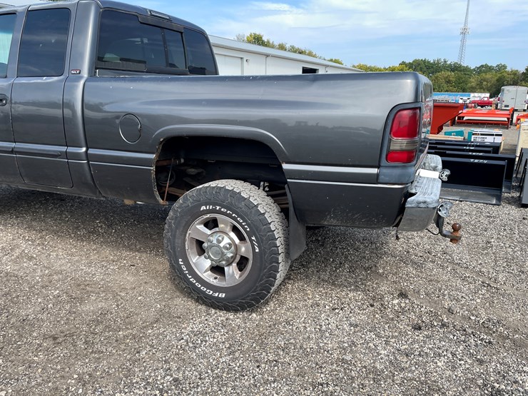 2002-dodge-ram-2500-image-10