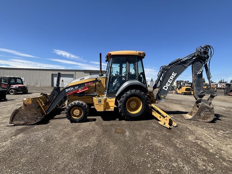 2019-deere-310l-ep-image-5