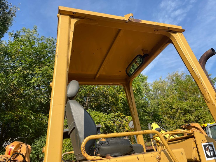 1987-caterpillar-d3-image-15