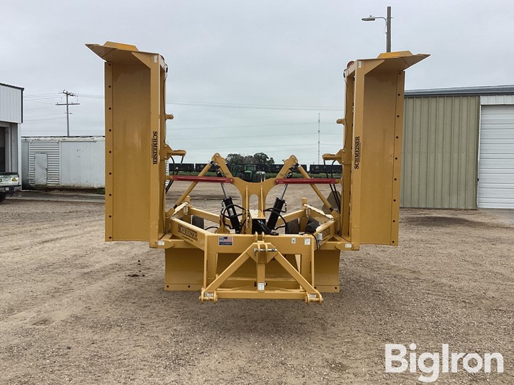 2022-schmeiser-svt24r-24'-varitrak-folding-3-pt-land-leveler-image-2
