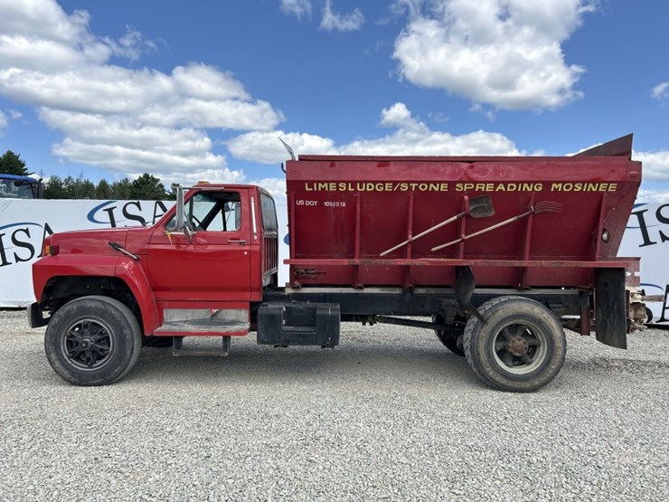 1989-ford-f800-image-2