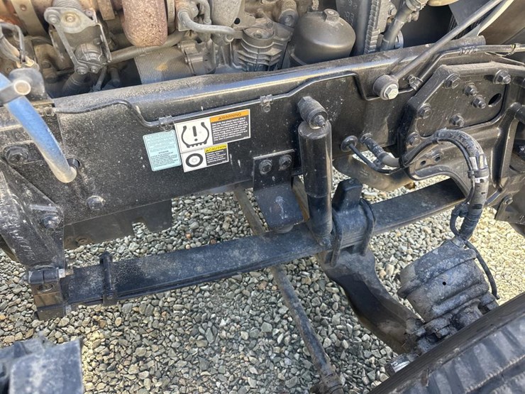 2023-kenworth-w990-image-51