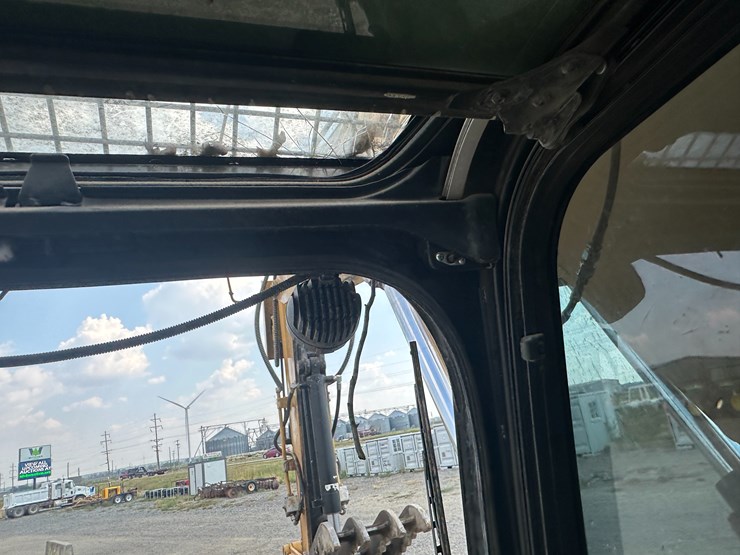 caterpillar-311fl-image-64