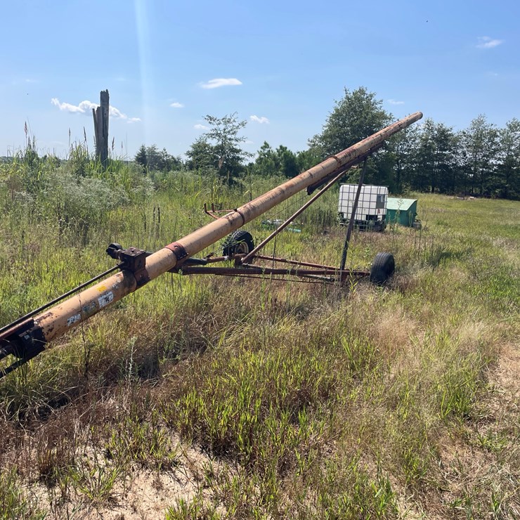 #24160 • Mayrath 35'X8" Grain Auger