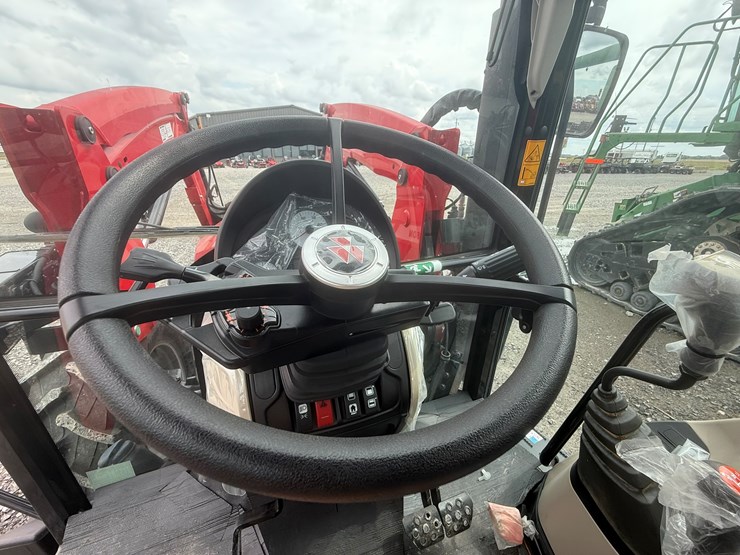 2022-massey-ferguson-4710-image-64