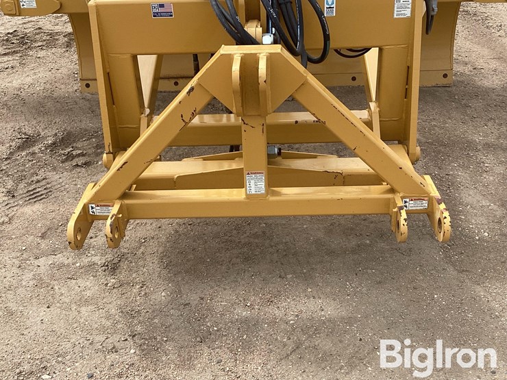 2022-schmeiser-svt24r-24'-varitrak-folding-3-pt-land-leveler-image-10