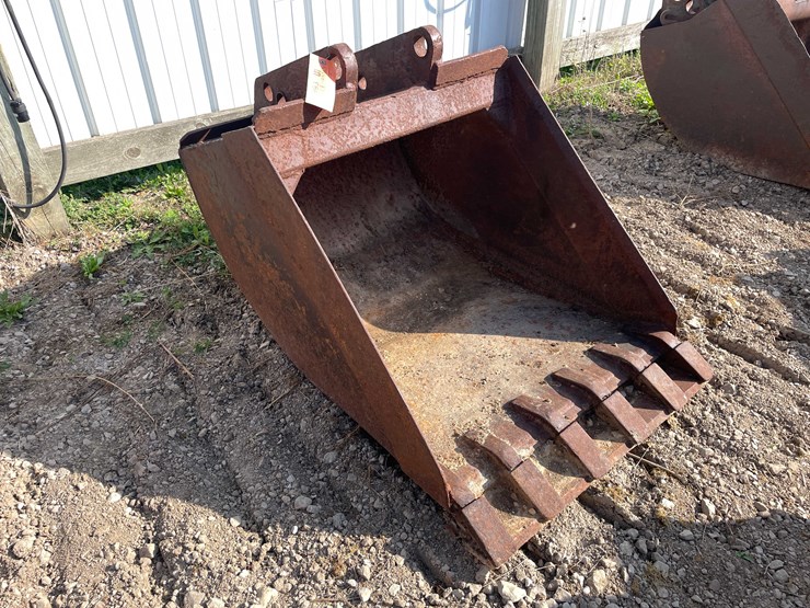 #13393-•-new-holland-bucket-image-5