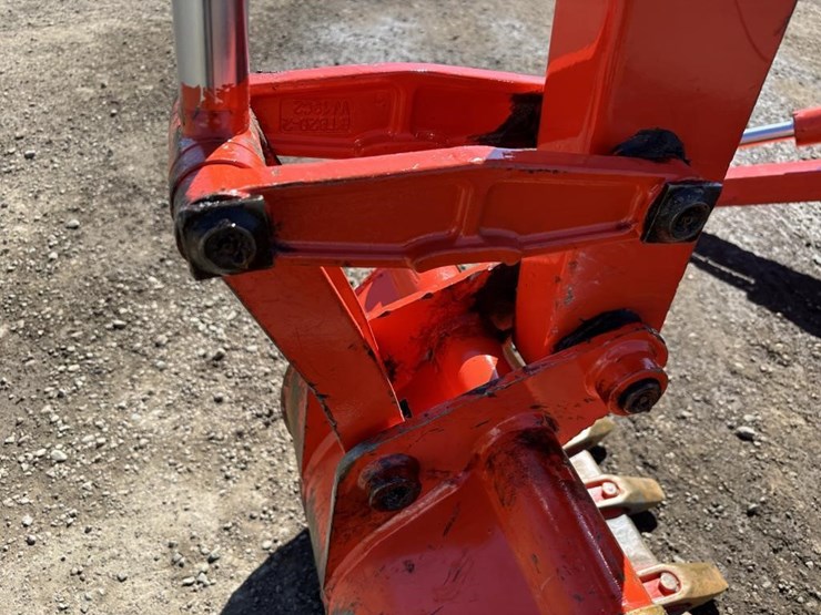 2020-kubota-b26-image-15