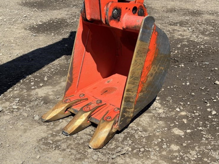 2020-kubota-bx23s-image-13