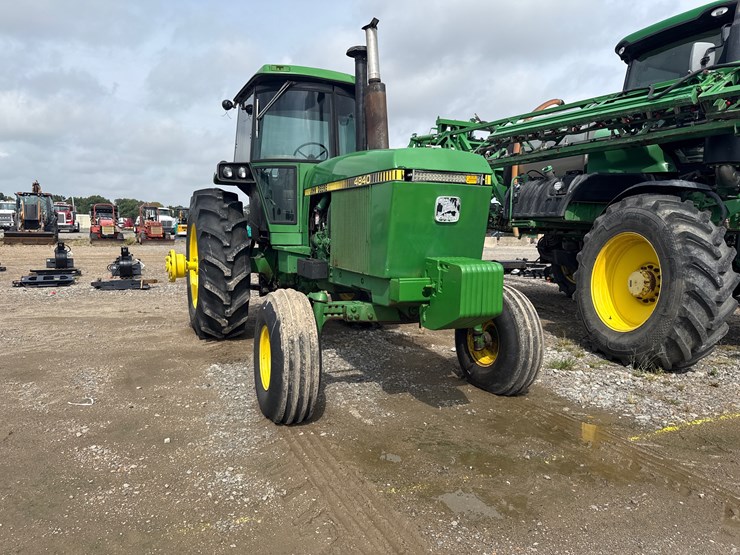 john-deere-4840-image-2
