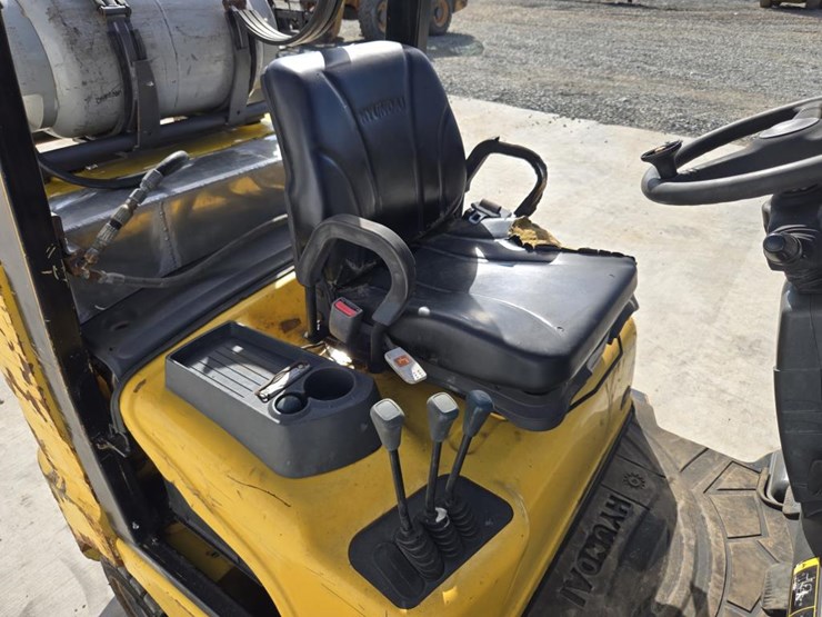 hyundai-25lc-7m-image-29