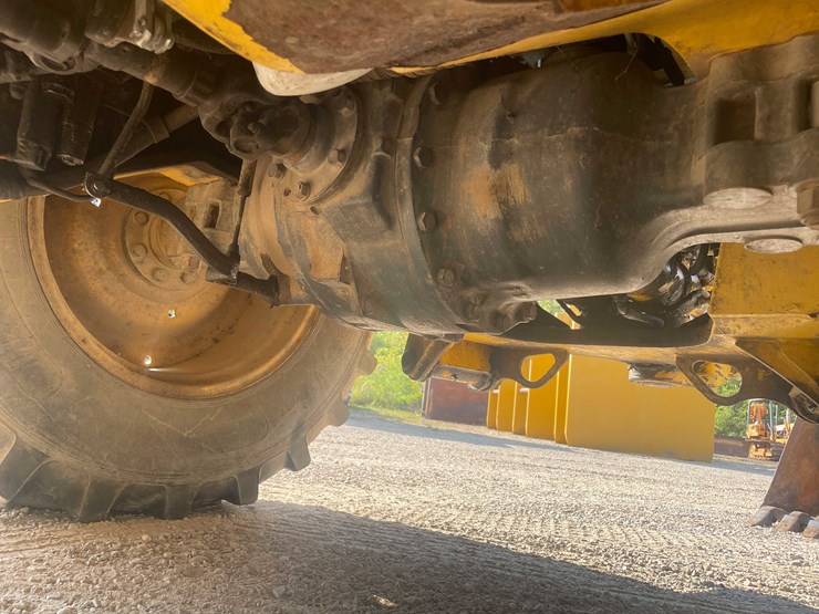 #13315-•-2003-lb110-backhoe-loader-image-57