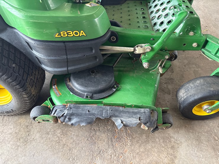 john-deere-z830a-image-19